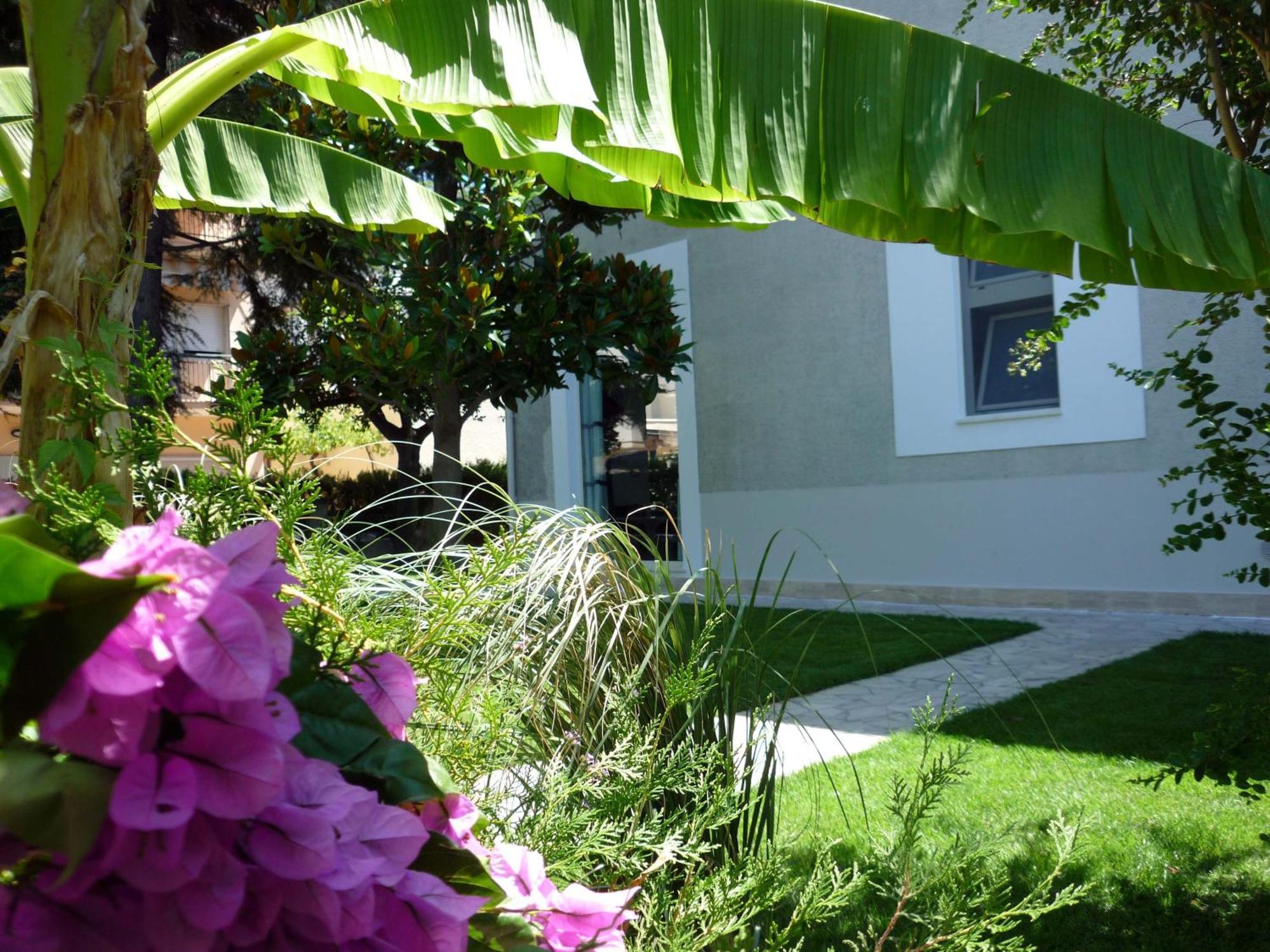 Apartment Loft 1, 2 E 3, A 150 M Dal Mare, Centro Pineto