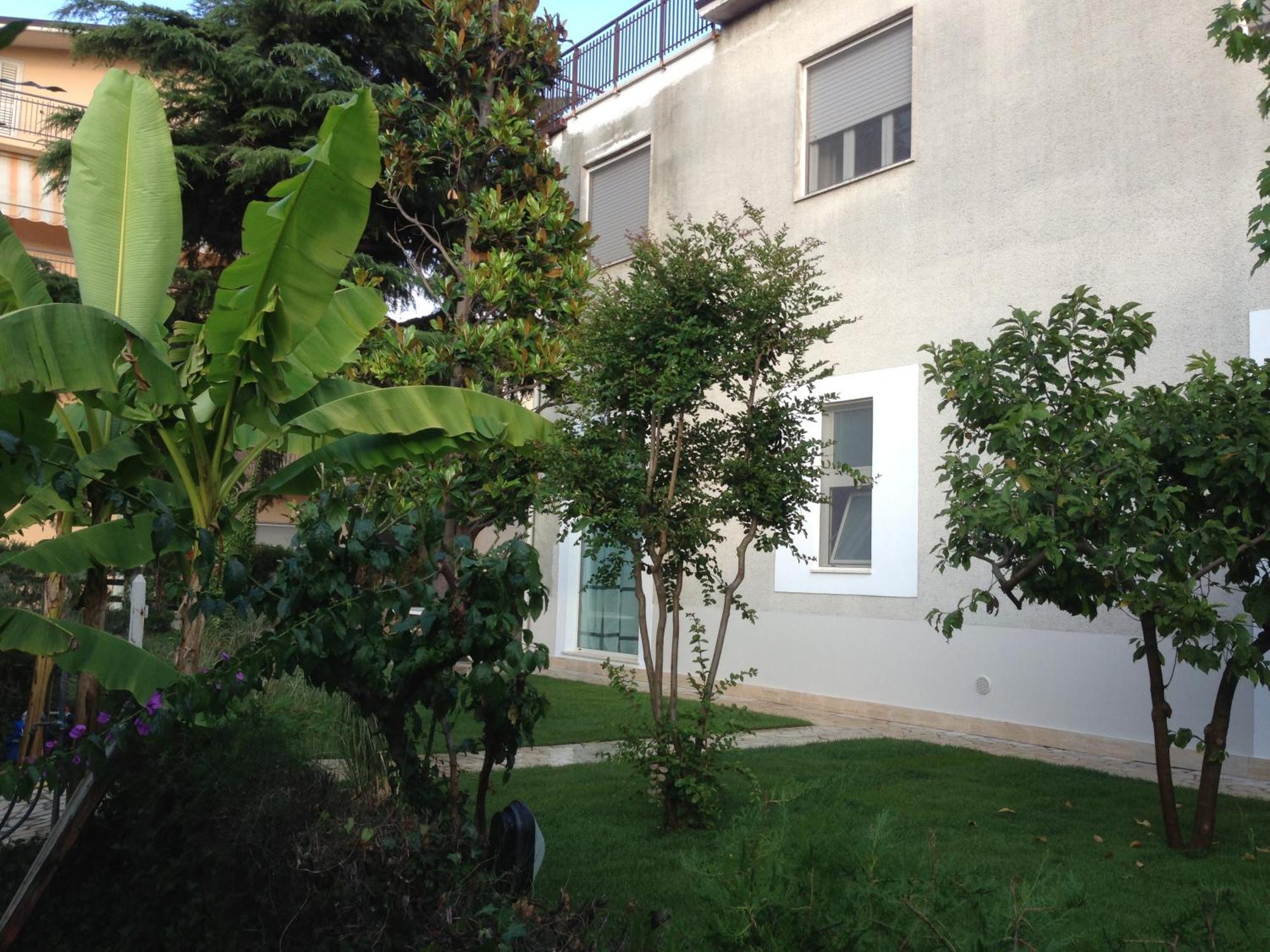 Loft 1, 2 E 3, A 150 M Dal Mare, Centro